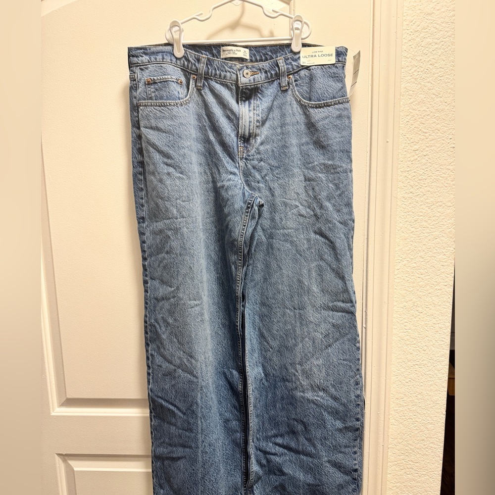 Abercrombie & Fitch Blue Ultra Loose Low rise jeans